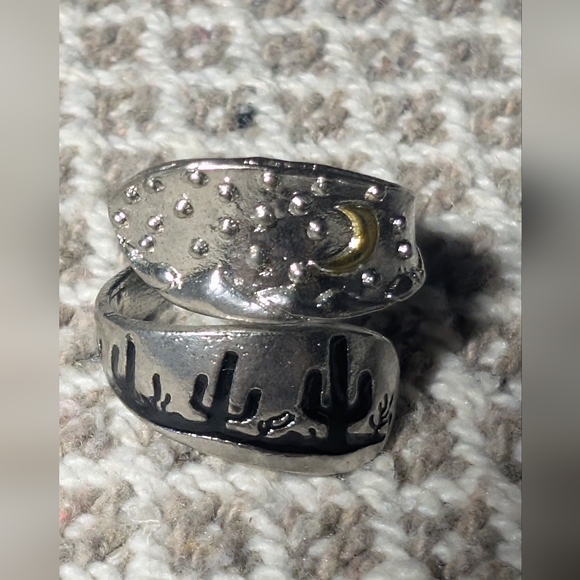 Moon Cactus Wolf Desert Western Ring - Silver & Gold - Unisex - Adjustable - Picture 5 of 7